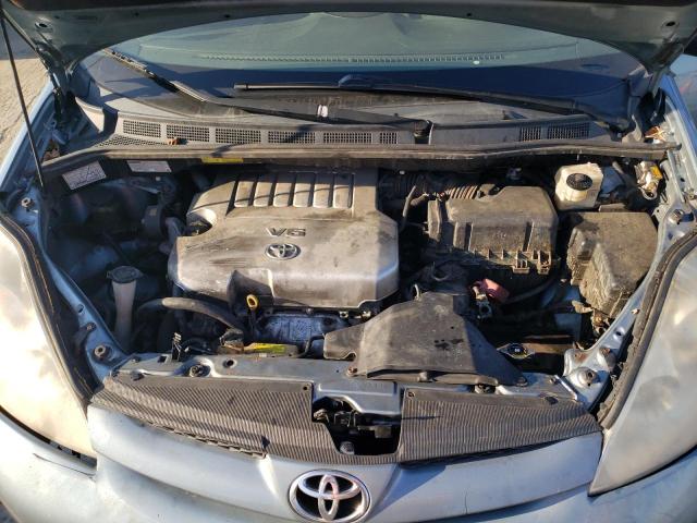 5TDZK23C88S176287 - 2008 TOYOTA SIENNA CE GRAY photo 12