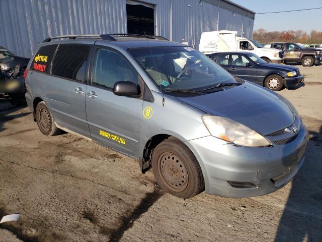 5TDZK23C88S176287 - 2008 TOYOTA SIENNA CE GRAY photo 4