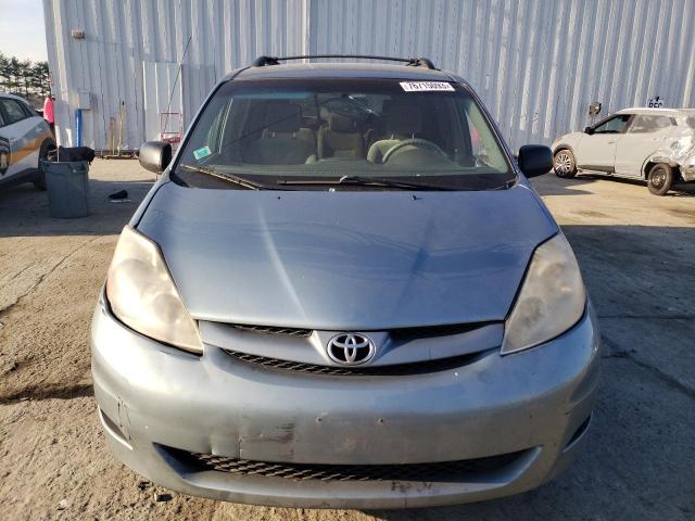 5TDZK23C88S176287 - 2008 TOYOTA SIENNA CE GRAY photo 5