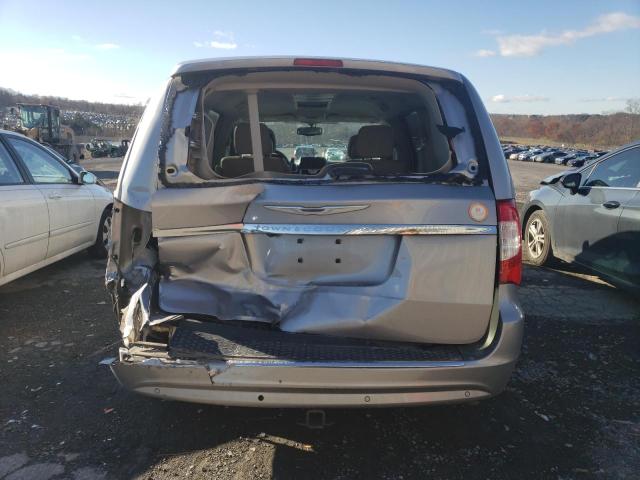 2C4RC1CG5FR726724 - 2015 CHRYSLER TOWN & COU TOURING L SILVER photo 6