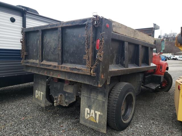 1GBJ7H1C02J510938 - 2002 CHEVROLET C-SERIES C7H042 RED photo 4