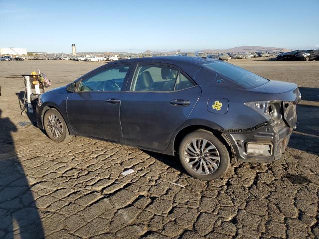 2T1BURHE5JC976848 - 2018 TOYOTA COROLLA L GRAY photo 2