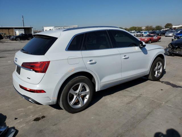 WA1AAAFY0M2016370 - 2021 AUDI Q5 PREMIUM WHITE photo 3