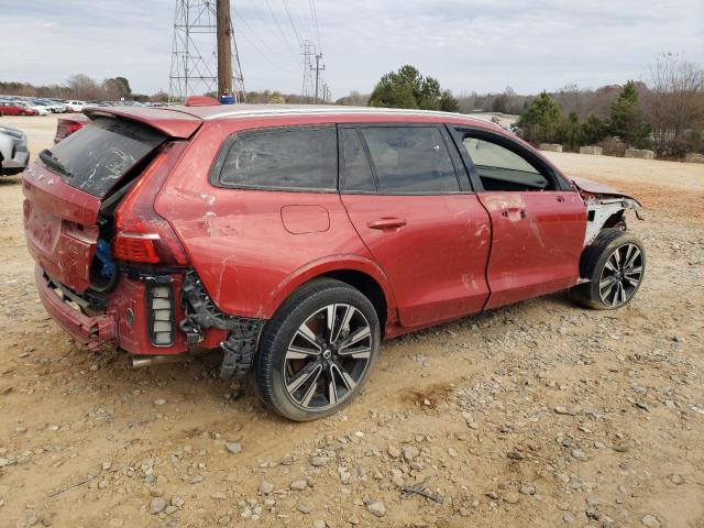 YV4102WK4M1068209 - 2021 VOLVO V60 CROSS T5 MOMENTUM RED photo 3