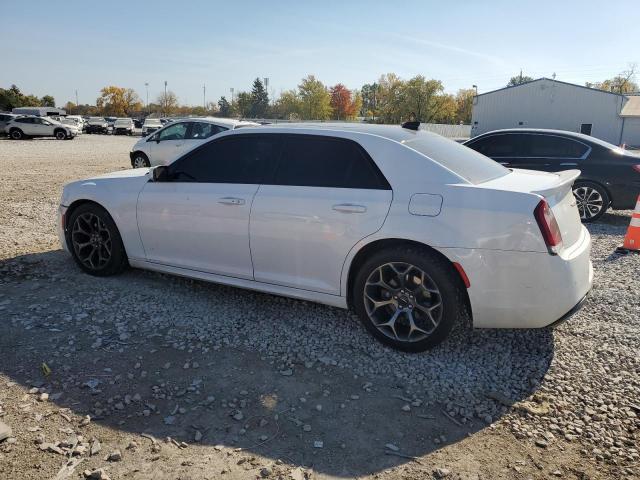 2C3CCABT0GH183394 - 2016 CHRYSLER 300 S WHITE photo 2