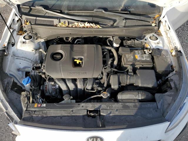 3KPF24AD3ME388495 - 2021 KIA FORTE FE WHITE photo 11