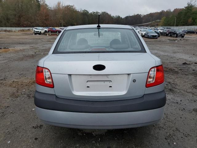 KNADE223596550632 - 2009 KIA RIO BASE SILVER photo 6