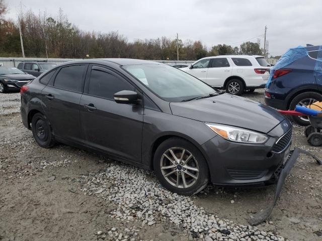 1FADP3F25GL272548 - 2016 FORD FOCUS SE GRAY photo 4