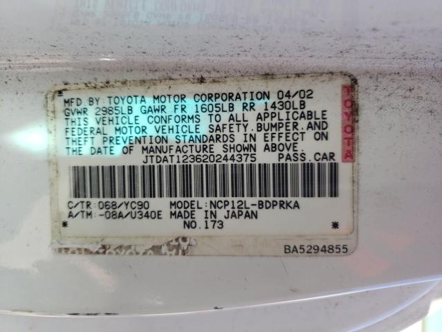 JTDAT123620244375 - 2002 TOYOTA ECHO WHITE photo 12