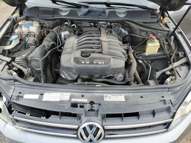 WVGEF9BP4CD010171 - 2012 VOLKSWAGEN TOUAREG V6 GRAY photo 12