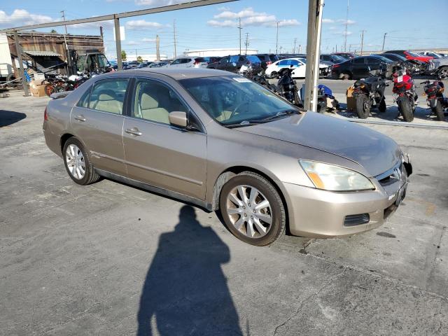 1HGCM56487A143647 - 2007 HONDA ACCORD LX GOLD photo 4