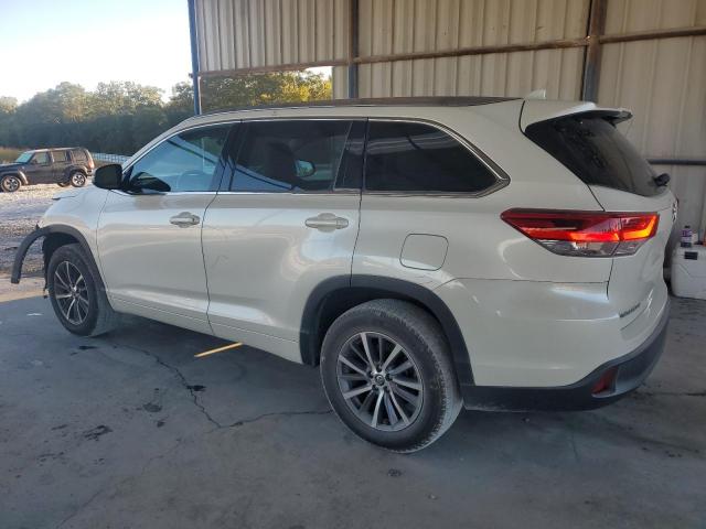 5TDKZRFH3JS536648 - 2018 TOYOTA HIGHLANDER SE WHITE photo 2