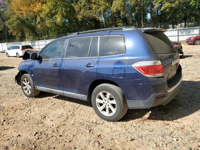 5TDZK3EH8DS139331 - 2013 TOYOTA HIGHLANDER BASE BLUE photo 2