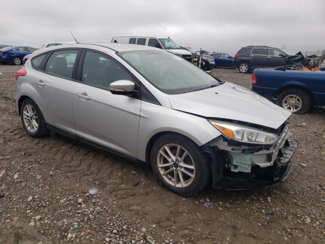 1FADP3K26HL247942 - 2017 FORD FOCUS SE SILVER photo 4