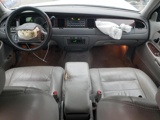 1LNHM81W81Y665056 - 2001 LINCOLN TOWN CAR EXECUTIVE WHITE photo 8