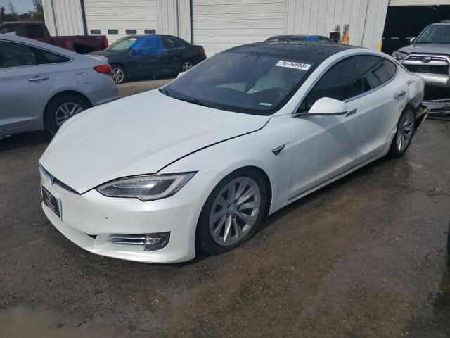 5YJSA1E2XJF243761 - 2018 TESLA MODEL S თეთრი ფოტო 1