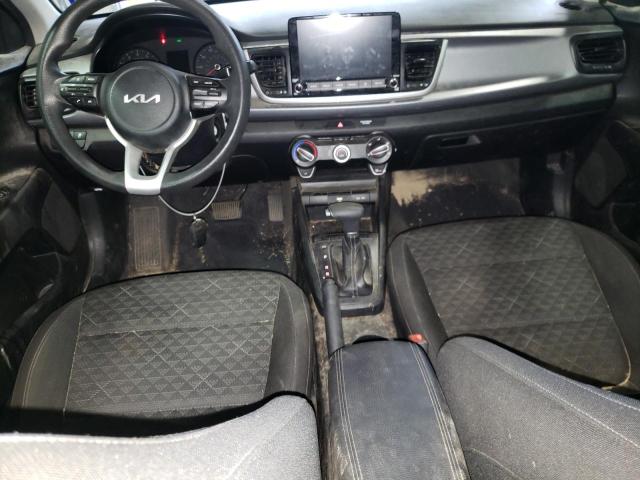 3KPA24AD1NE435325 - 2022 KIA RIO LX SILVER photo 8