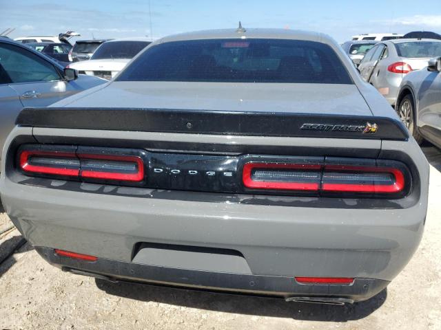 2C3CDZFJ9PH688659 - 2023 DODGE CHALLENGER R/T SCAT PACK GRAY photo 6