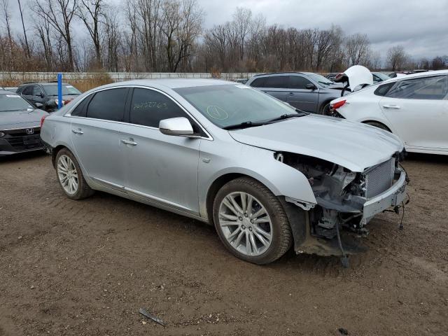 2G61M5S31K9110368 - 2019 CADILLAC XTS LUXURY SILVER photo 4