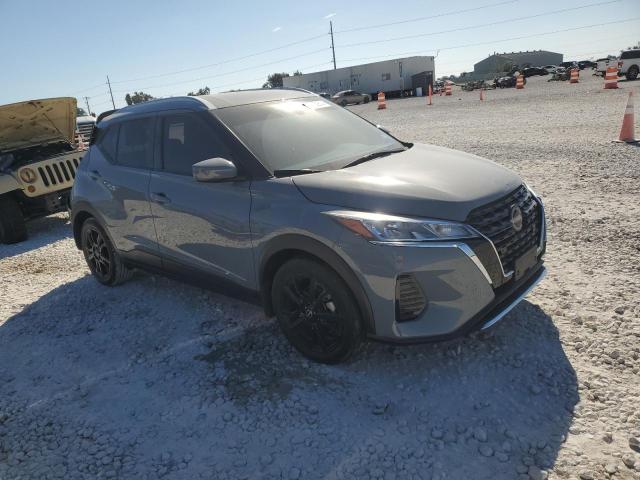 3N1CP5CV2PL522061 - 2023 NISSAN KICKS SV GRAY photo 4