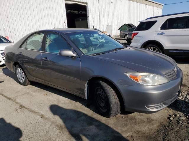 4T1BE32K02U548372 - 2002 TOYOTA CAMRY LE GRAY photo 4