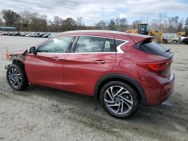 SJKCH5CP8HA015831 - 2017 INFINITI QX30 BASE RED photo 2