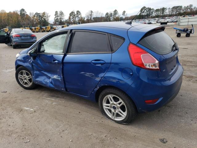 3FADP4EJ1JM143467 - 2018 FORD FIESTA SE BLUE photo 2