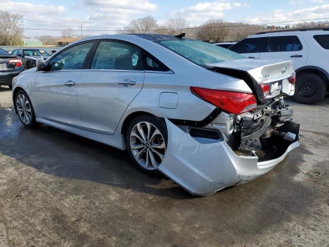 5NPEC4AB4EH868923 - 2014 HYUNDAI SONATA SE SILVER photo 2