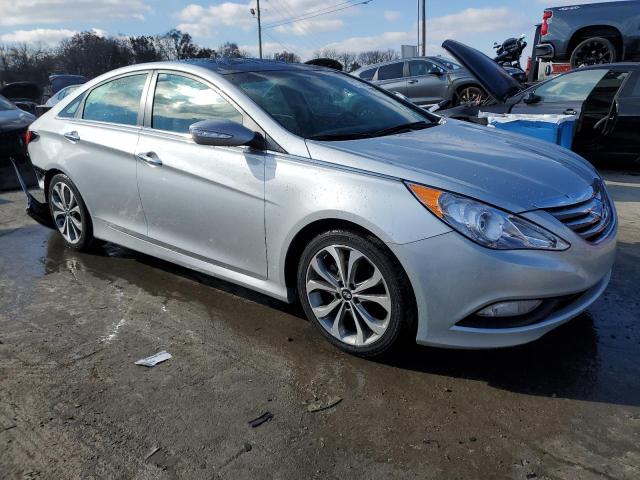 5NPEC4AB4EH868923 - 2014 HYUNDAI SONATA SE SILVER photo 4