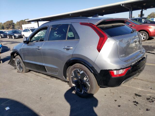 KNDCR3L15P5029743 - 2023 KIA NIRO WIND GRAY photo 2