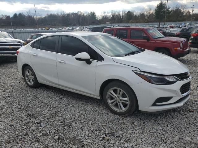 1G1BE5SM9J7178207 - 2018 CHEVROLET CRUZE LT WHITE photo 4