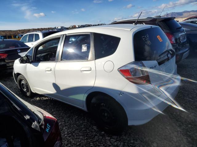 JHMGE88299S073310 - 2009 HONDA FIT WHITE photo 2