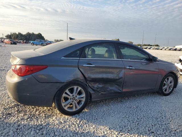 5NPEC4AC2CH454724 - 2012 HYUNDAI SONATA SE GRAY photo 3