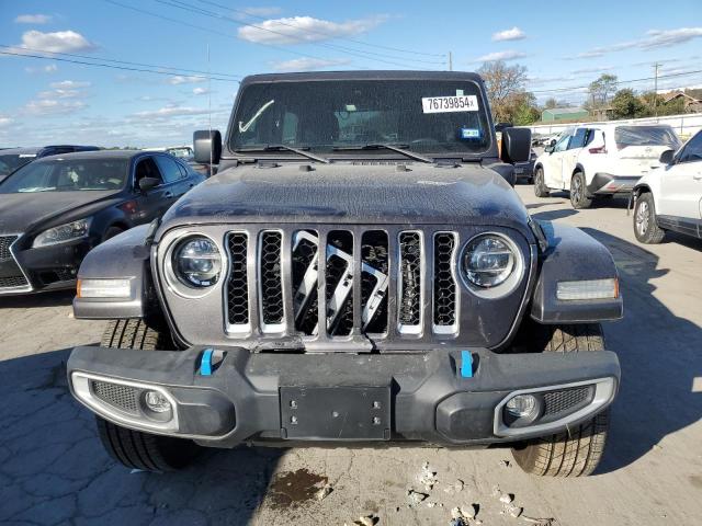 1C4JJXP62NW190957 - 2022 JEEP WRANGLER U SAHARA 4XE GRAY photo 5