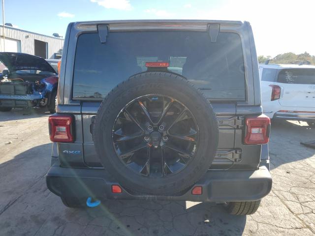 1C4JJXP62NW190957 - 2022 JEEP WRANGLER U SAHARA 4XE GRAY photo 6
