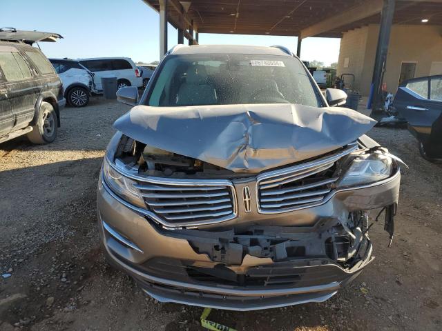5LMCJ3C90HUL51039 - 2017 LINCOLN MKC RESERVE ნაცრისფერი ფოტო 5