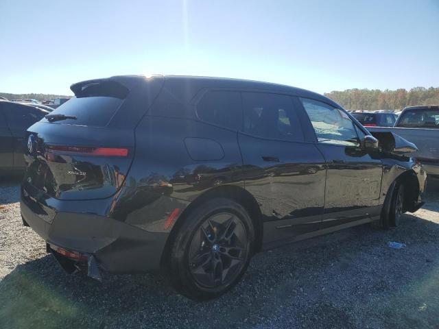 WB523CF06RCR60973 - 2024 BMW IX XDRIVE50 Qara foto 3