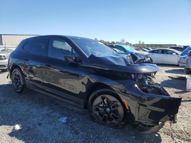 WB523CF06RCR60973 - 2024 BMW IX XDRIVE50 Qara foto 4