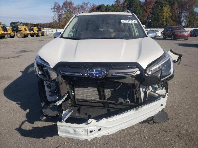 JF2SKARC6NH439347 - 2022 SUBARU FORESTER TOURING თეთრი ფოტო 5
