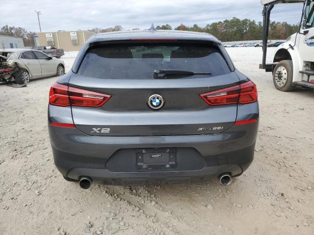 WBXYJ5C35JEF80178 - 2018 BMW X2 XDRIVE28I GRAY photo 6