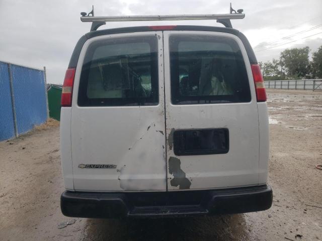 1GCGG25V971136822 - 2007 CHEVROLET EXPRESS G2 WHITE photo 6