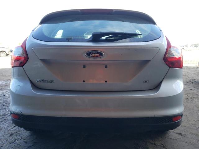 1FAHP3K29CL342828 - 2012 FORD FOCUS SE SILVER photo 6