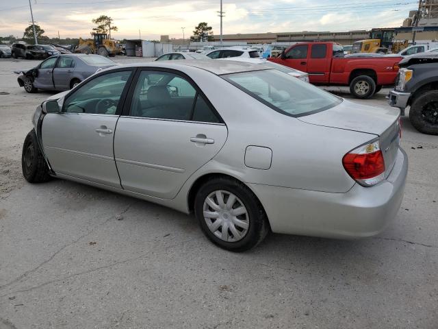 4T1BE32K86U708715 - 2006 TOYOTA CAMRY LE SILVER photo 2