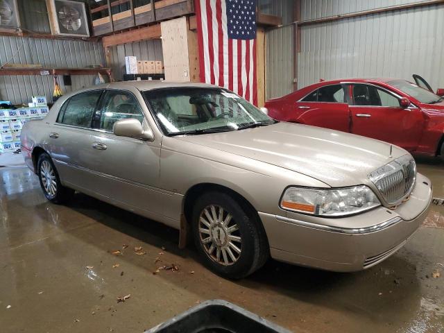 1LNHM81WX3Y672772 - 2003 LINCOLN TOWN CAR EXECUTIVE BEIGE photo 4