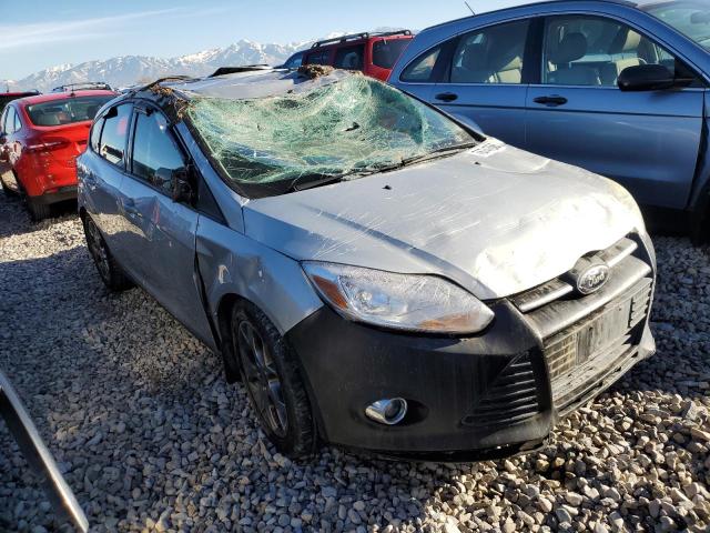 1FADP3K23EL293918 - 2014 FORD FOCUS SE SILVER photo 4