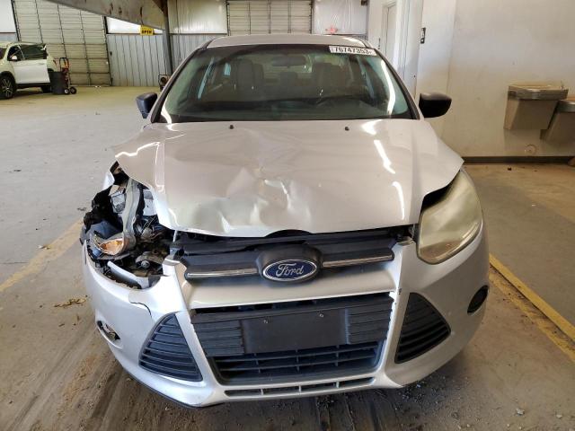 1FAHP3E26CL101398 - 2012 FORD FOCUS S SILVER photo 5