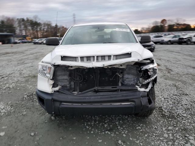 5TFRW5F12HX215238 - 2017 TOYOTA TUNDRA DOUBLE CAB SR/SR5 WHITE photo 5