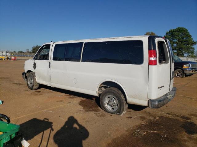 1GAZGPFGXK1218307 - 2019 CHEVROLET EXPRESS G3 LT WHITE photo 2