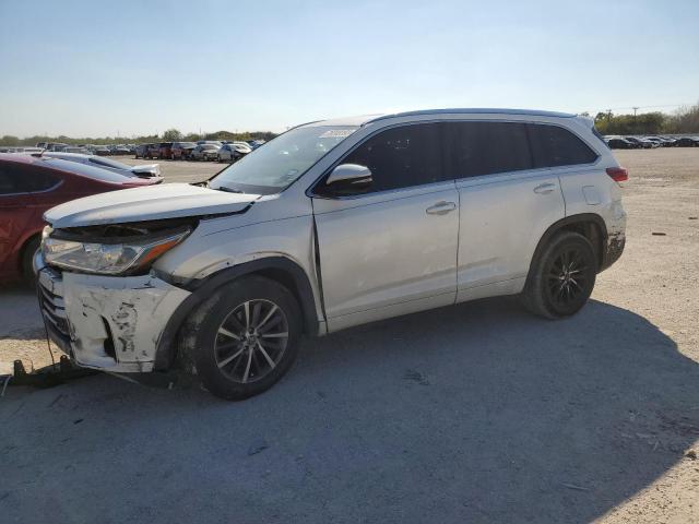 5TDKZRFHXJS531494 - 2018 TOYOTA HIGHLANDER SE WHITE photo 1