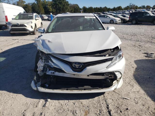 4T1F31AK5LU533154 - 2020 TOYOTA CAMRY XLE WHITE photo 5